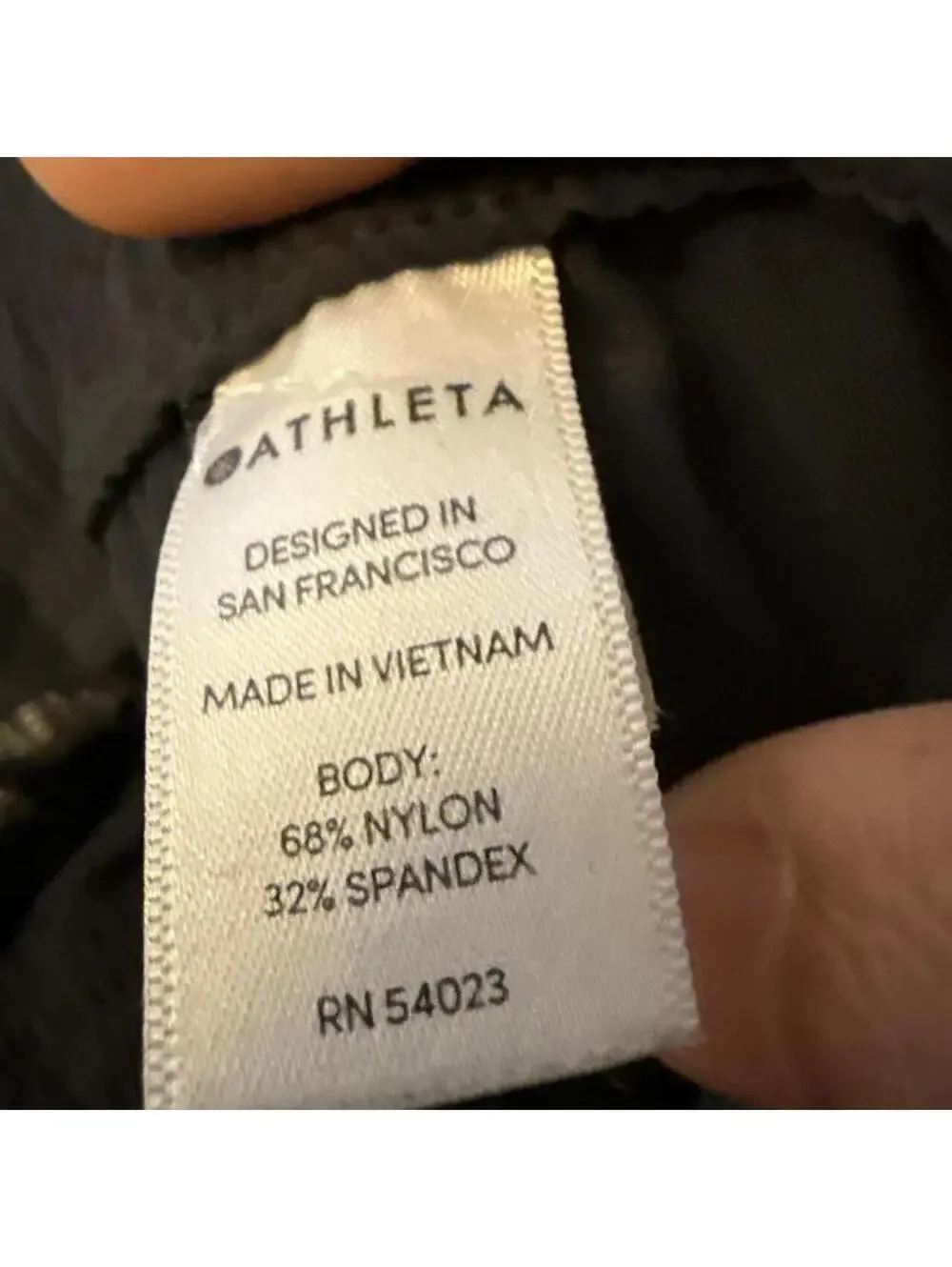 Athleta Black cargo pants with adjustable waist and drawstring size S